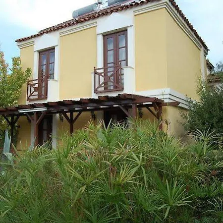 Gondol Aparthotel 2*